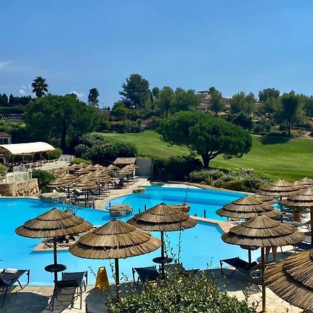 Hameau Des Amandiers-Vue Mer & Golf Сен Сир сюр Мер Екстериор снимка